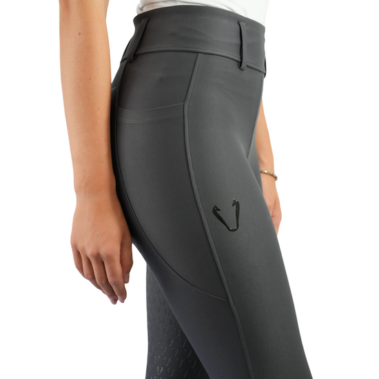 Maintien taille haute et silhouette galbante sur pantalon d'équitation leggings Vengoh Dahlia Dark Grey