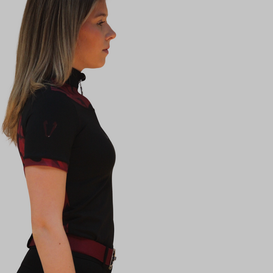 Détail tissu technique respirant et logo sur top Vengoh Daisy Burgundy - Confort et légèreté