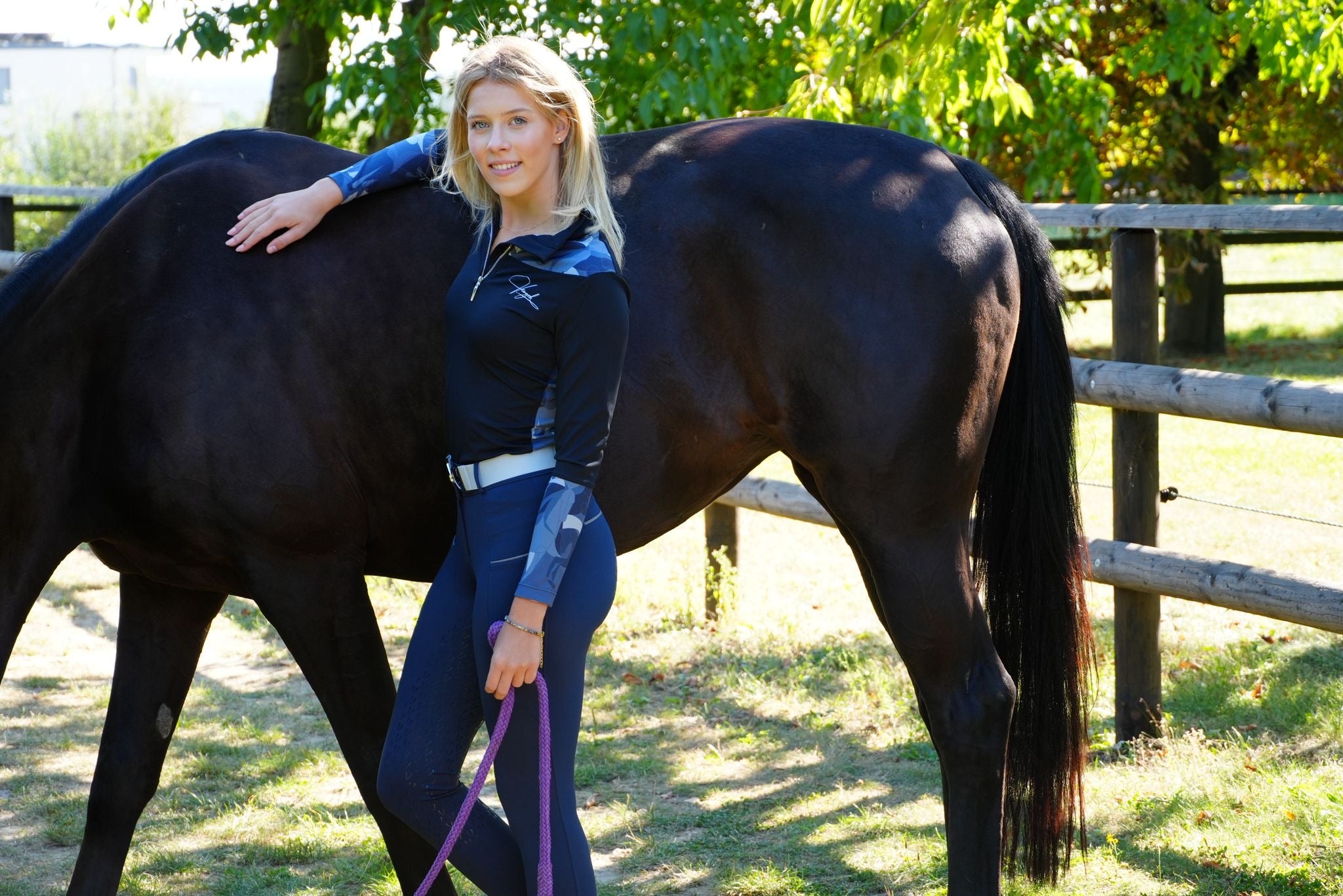 Vengoh Camellia Breeches Navy