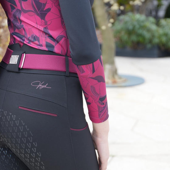 Maintien taille haute et silhouette galbante sur pantalon d'équitation Vengoh Iris Black Bordeaux