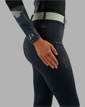 Vengoh Camellia Breeches Navy