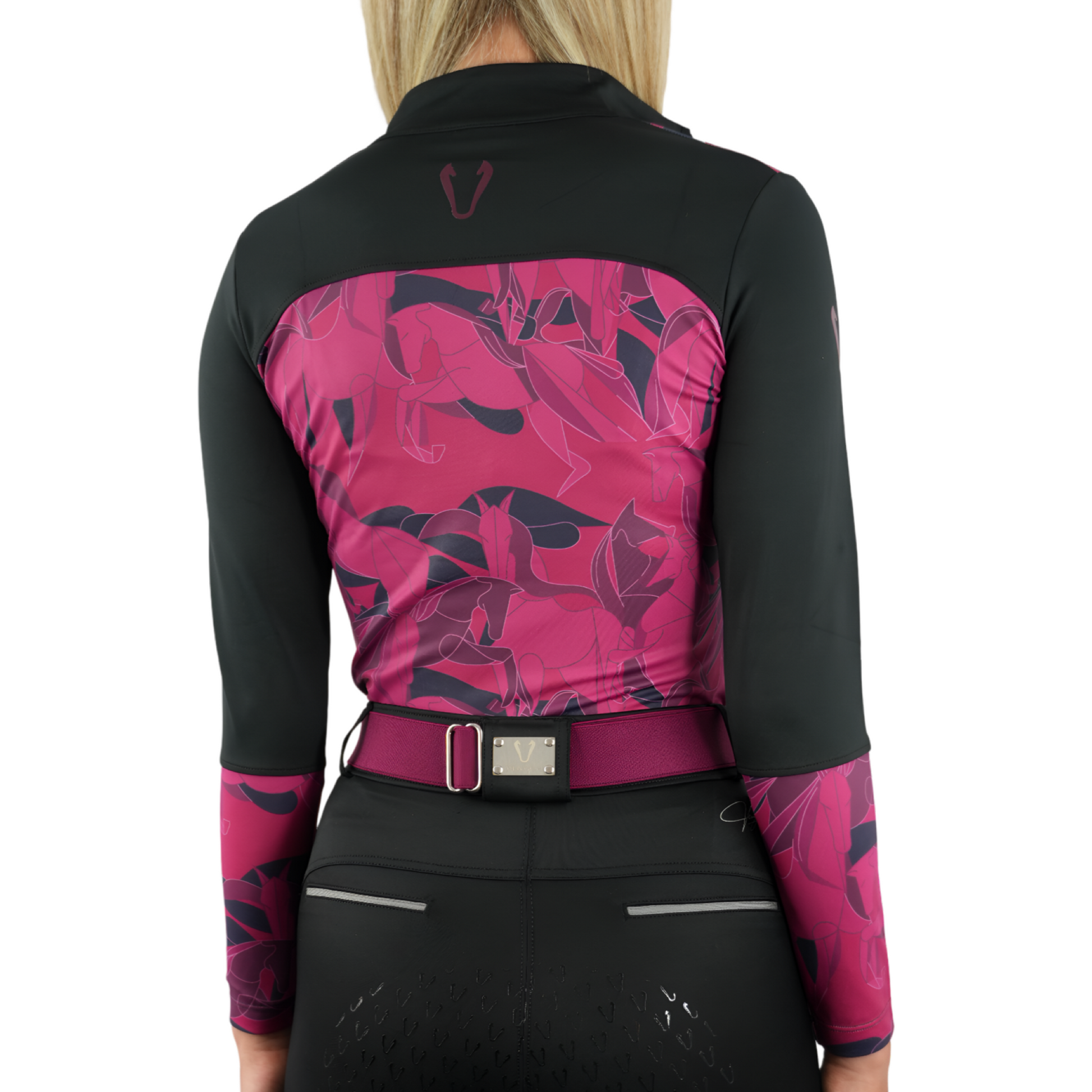 Coupe ajustée et design sportif sur top technique d'équitation Vengoh Azalea Burgundy Bordeaux