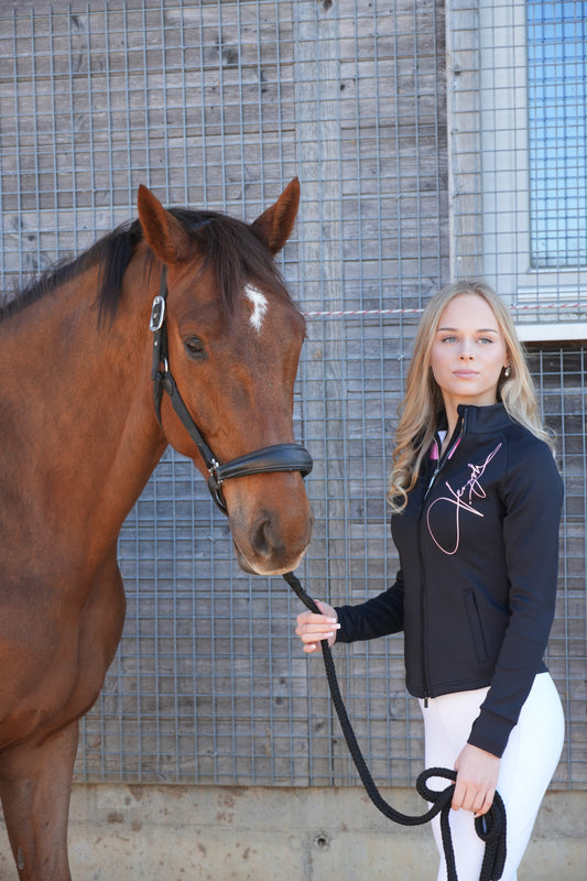 Vengoh Lily Vest Black & Pink